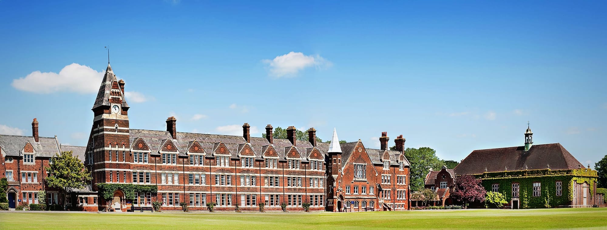 Front of Felsted School