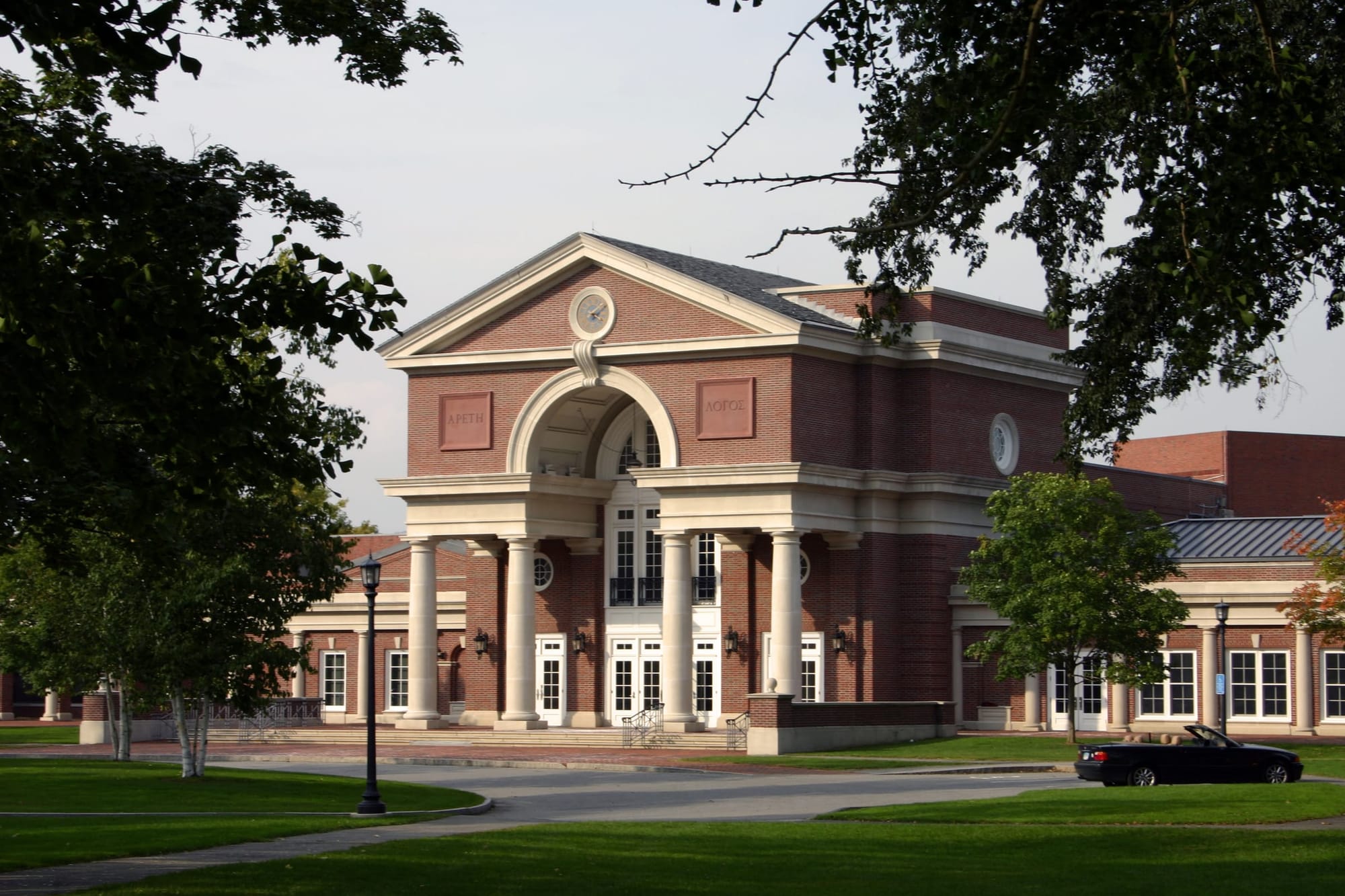 The main building of The Hotchkiss School