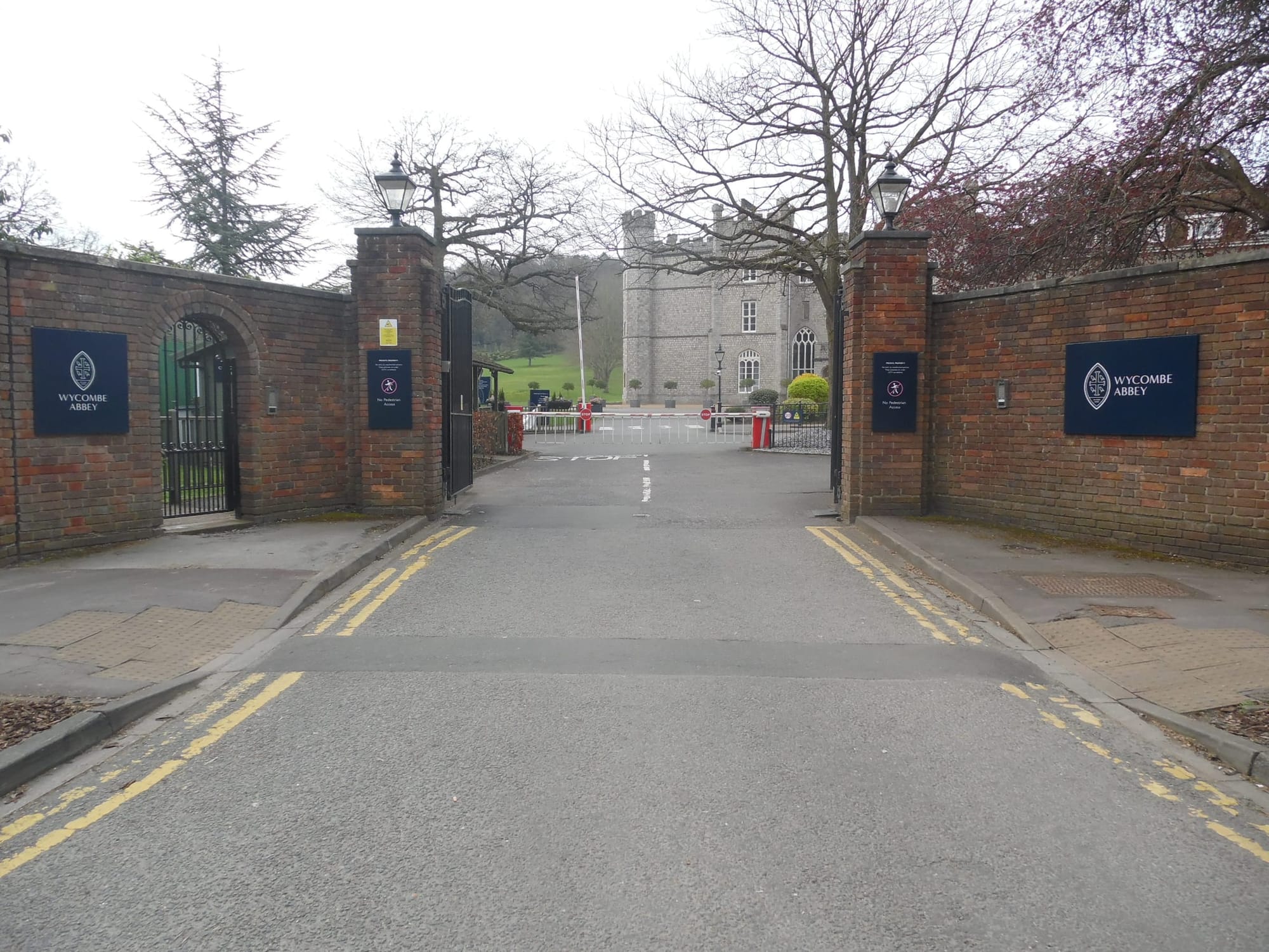 Entrance to Wycombe Abbey School
